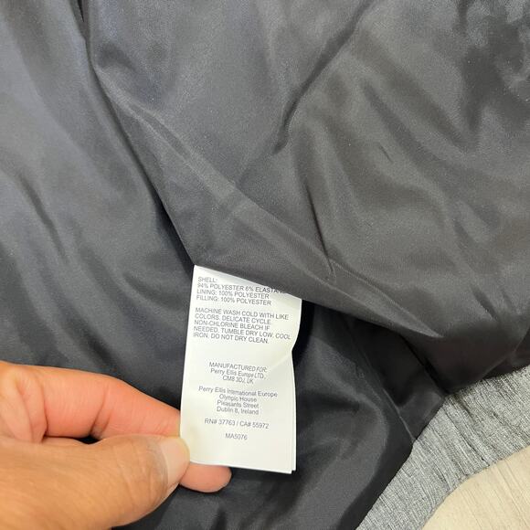 Perry Ellis Men’s Hooded Puffer Vest Gray Size XL Sleeveless Quilted Zip Jacket - Picture 9 of 9